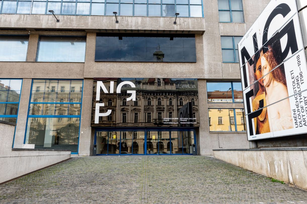 Partnerství s Národní galerií Praha a nová vizuální identita HB 
