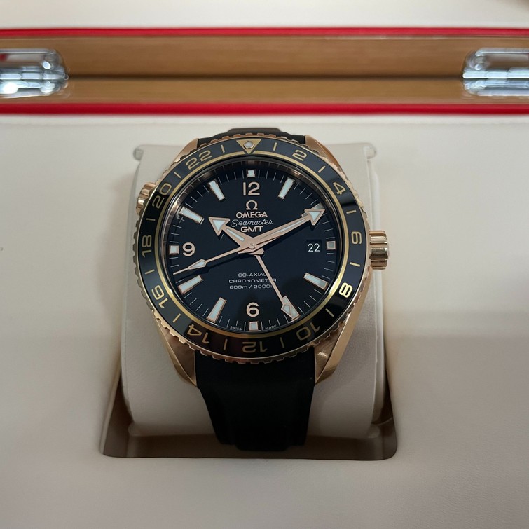 Seamaster Planet Ocean 600M CO Axial Chronometer GMT 43.5 mm